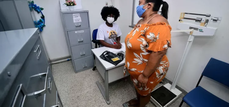 Mutirão oferece serviços gratuitos de saúde e cidadania em Salvador