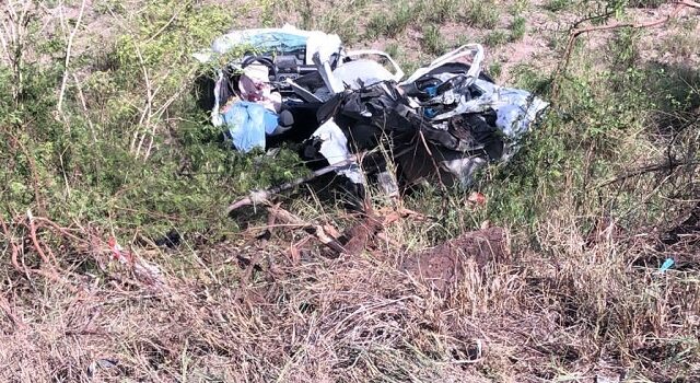 Trágico acidente na Estrada do Feijão tira a vida de condutor e deixa esposa grávida ferida