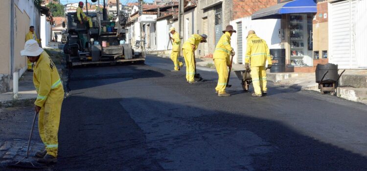 Bairro Gabriela ganha pavimentação asfáltica em cinco ruas