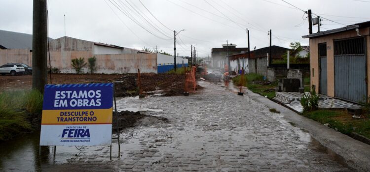Ruas do bairro Santo Antônio dos Prazeres recebem pavimentação e drenagem