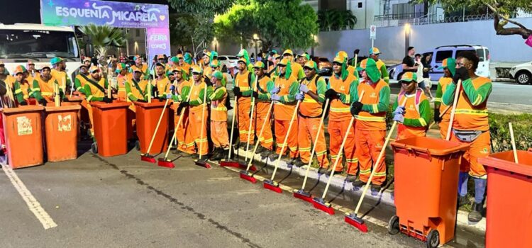 Bloco da Limpeza já deu o grau na avenida Fraga Maia