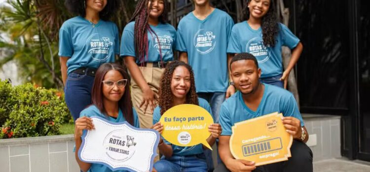 Instituto oferece 150 vagas em curso gratuito de formação profissional para jovens de baixa renda na Bahia