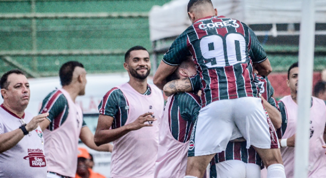 Fluminense de Feira vence Leônico e encara o Porto nas semifinais