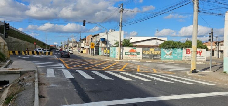 Semáforos na entrada dos bairros Gabriela e Jardim Cruzeiro começam a operar nesta quarta-feira