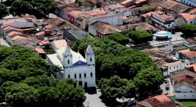 Jovem é assassinado dentro de carro em São Gonçalo dos Campos