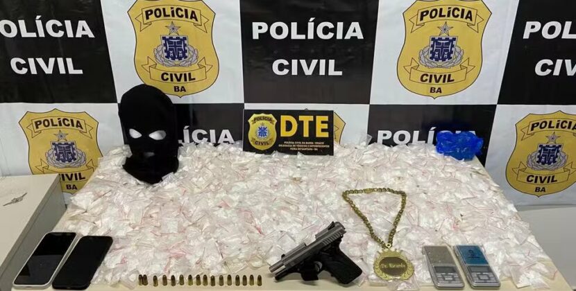 Homem é preso em flagrante com 1,5 mil porções de cocaína em bairro de Feira de Santana