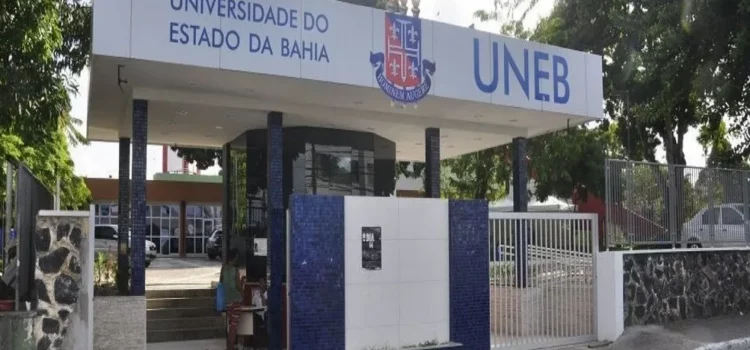 Uneb lança edital de processo seletivo com 102 vagas para professor substituto