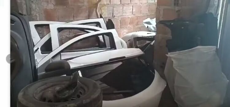 Polícia desarticula desmanche de carros roubados na periferia de Salvador