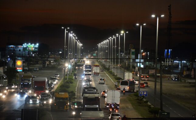 Projeto Luz da Gente modernizou quase 100% da iluminação pública em Feira