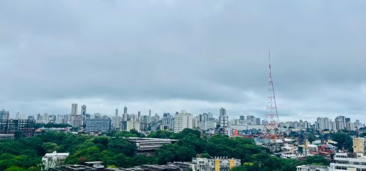 Salvador tem previsão de pancadas de chuva no fim de semana; veja como fica o tempo em outras cidades da Bahia