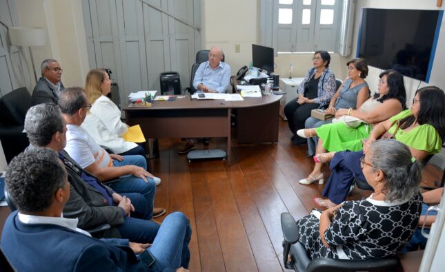 Rotarianos visitam José Ronaldo e anunciam posse de nova governadora